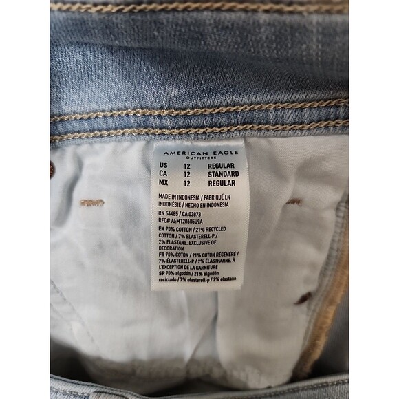 American Eagle Kick Boot Jeans Womens 12 Blue Light Wash Next Level Stretch - Picture 9 of 10